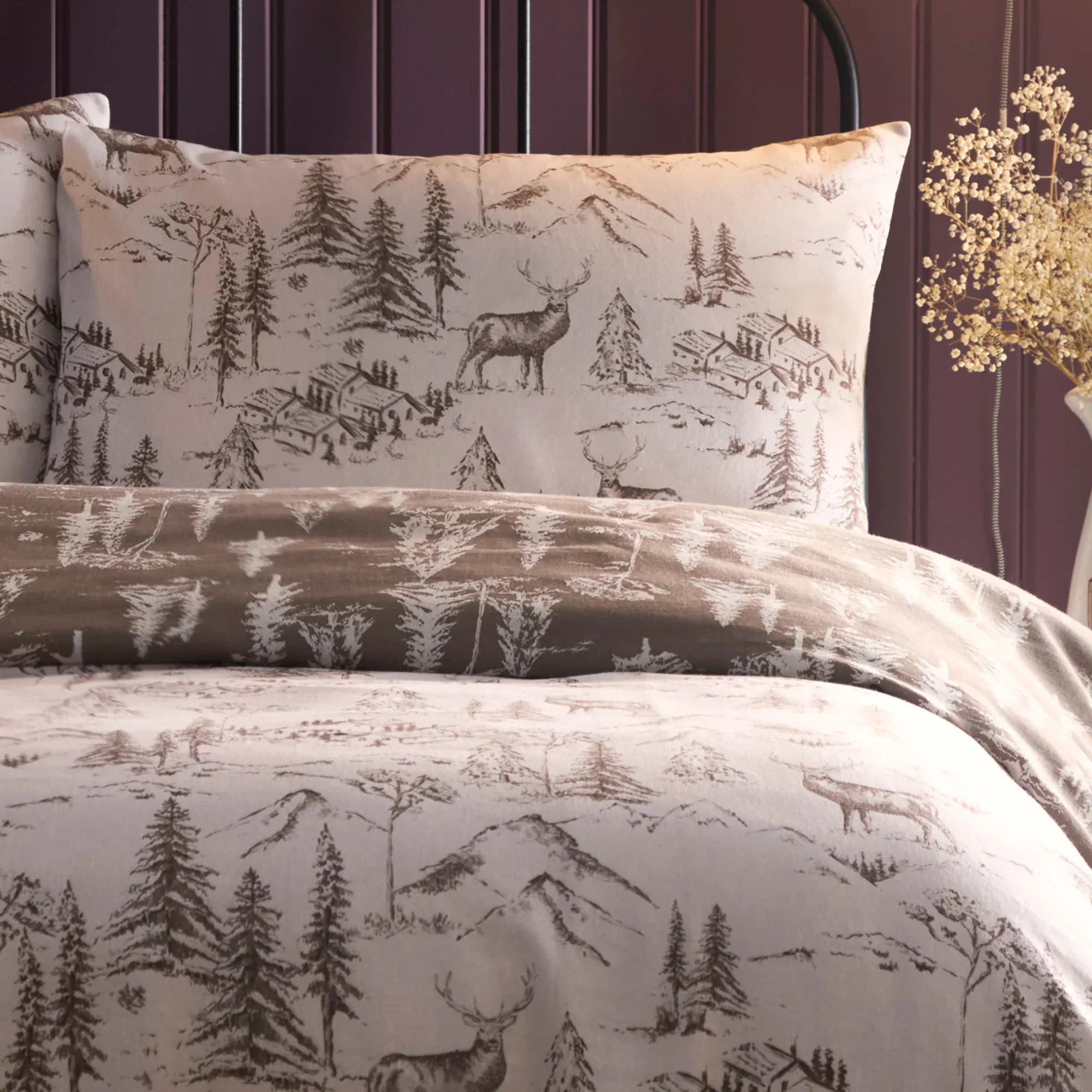 D & D Alpine Stag Brushed Cotton Duvet Cover Set - Natural