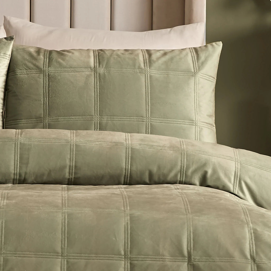 Soiree Brighton Square Velvet Duvet Cover Set - Green