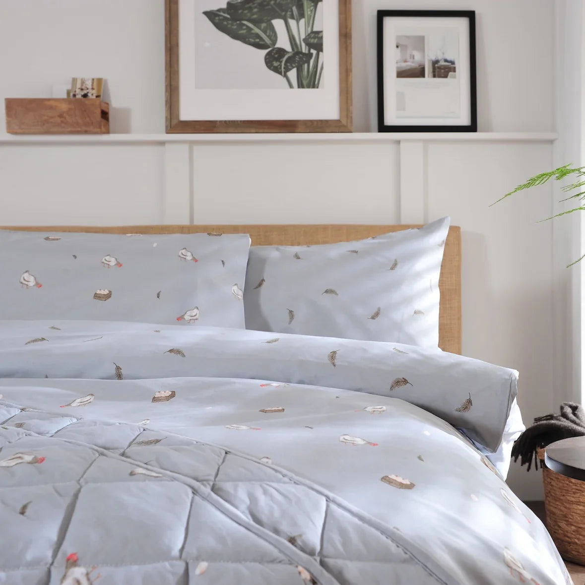 Deyongs 1846 Chickens Duvet Cover Set