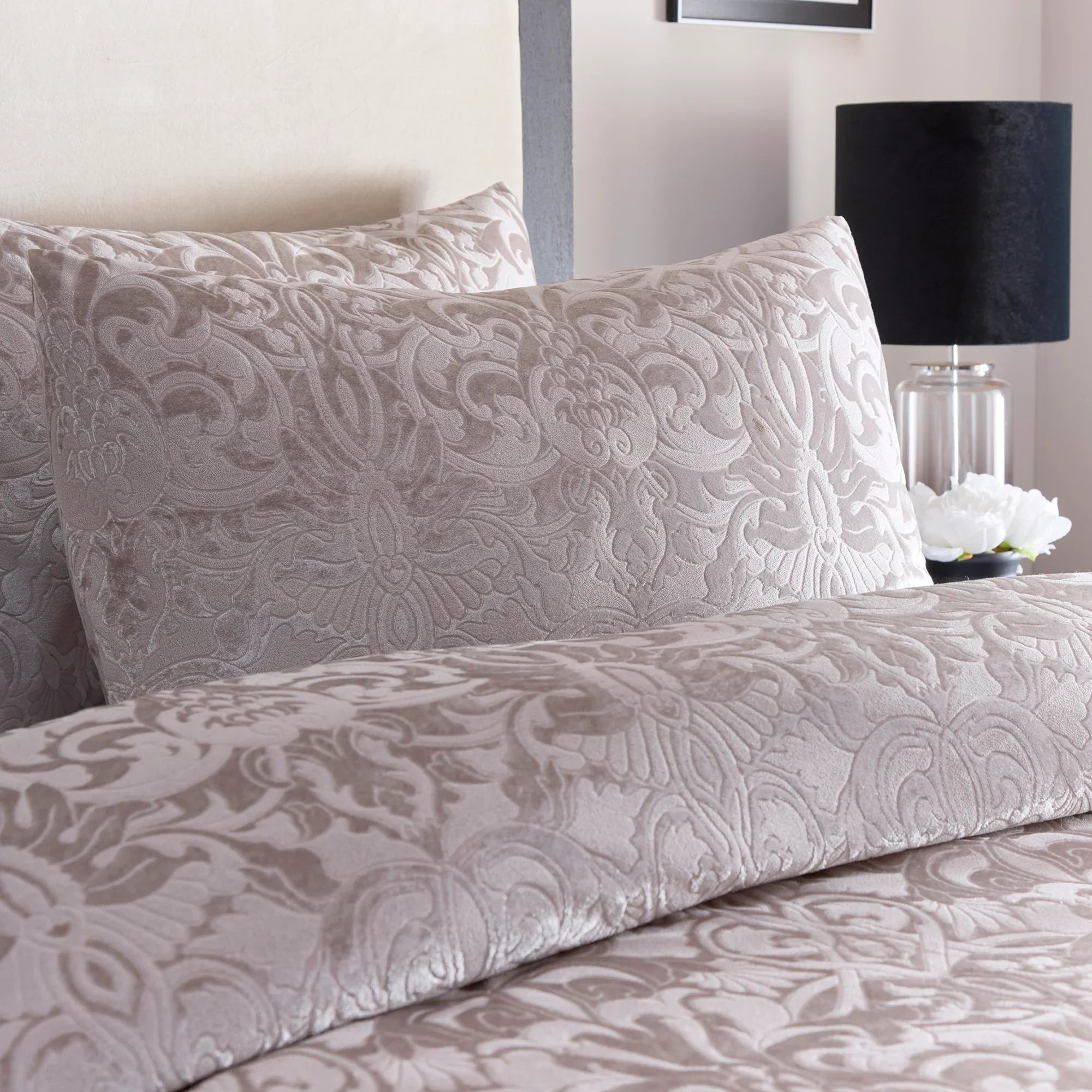 Laurence Llewelyn-Bowen Firenza Duvet Cover Set - Linen