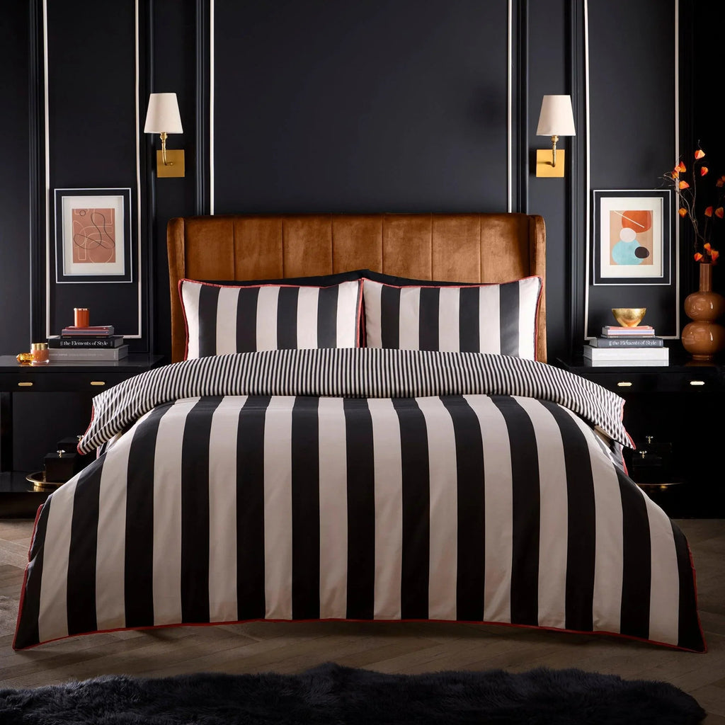 Laurence Llewelyn-Bowen Festivo Circus Stripe Duvet Cover Set - Black