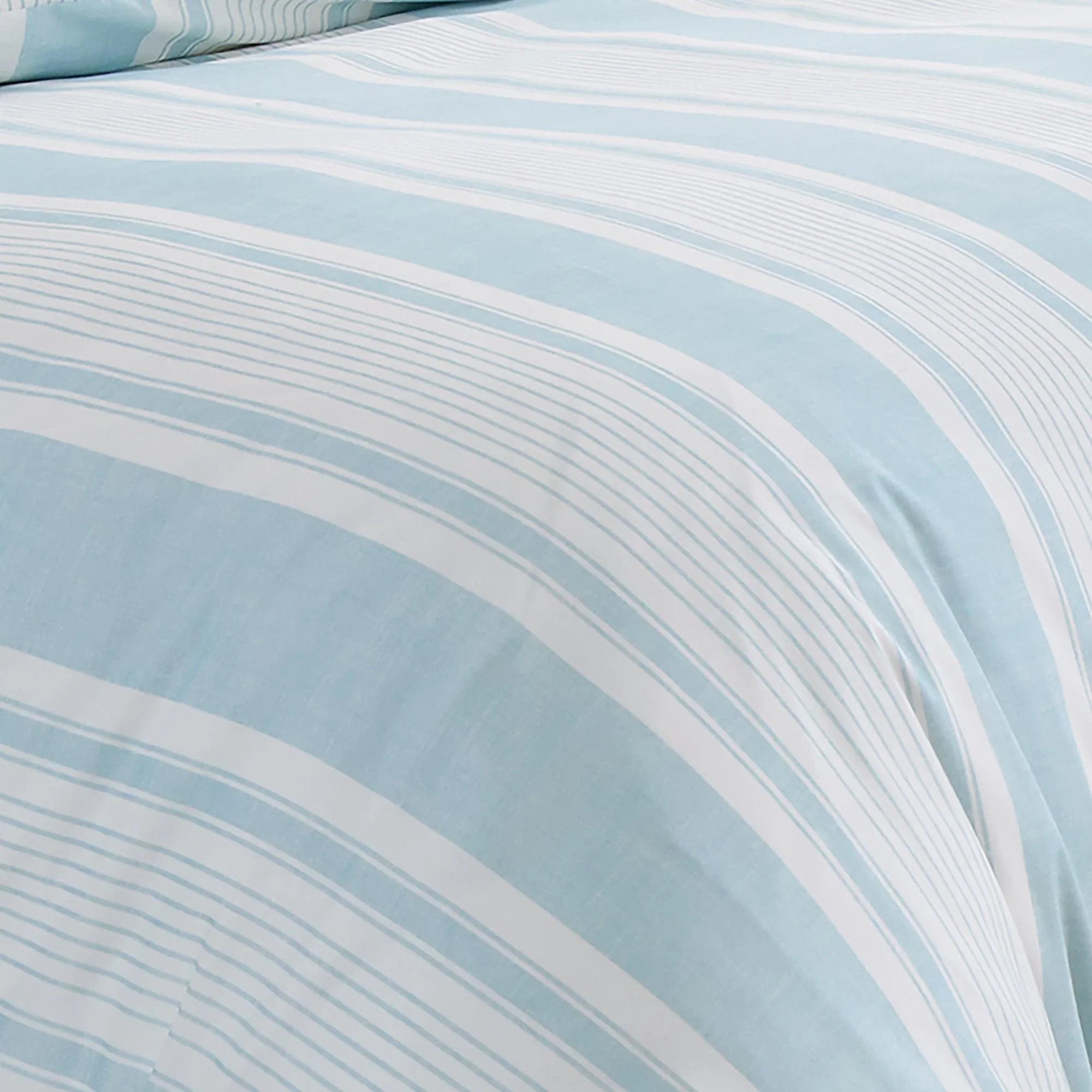 D & D Finlay Stripe Duvet Cover Set - Blue