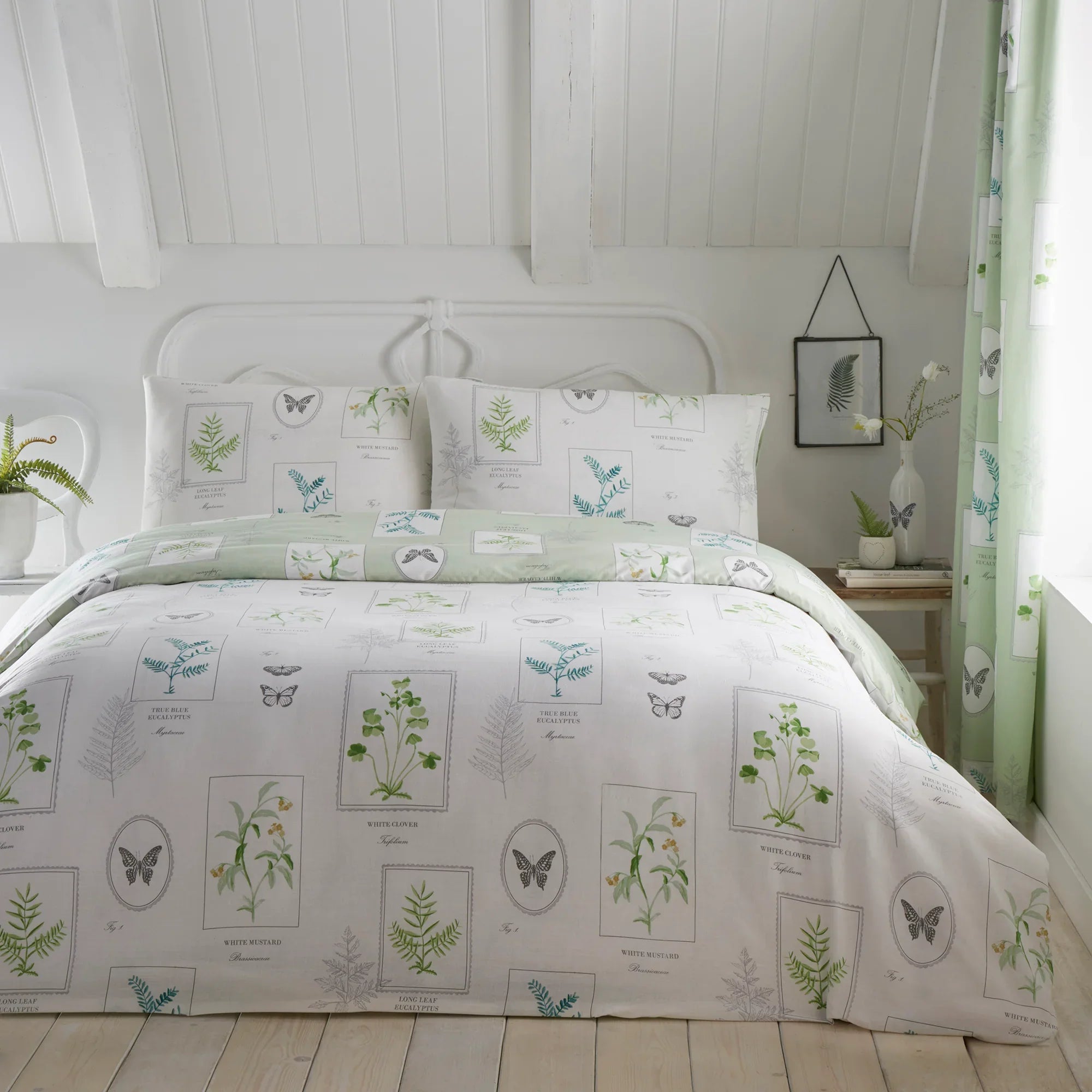 D & D Floral Garden Duvet Cover Set - Green