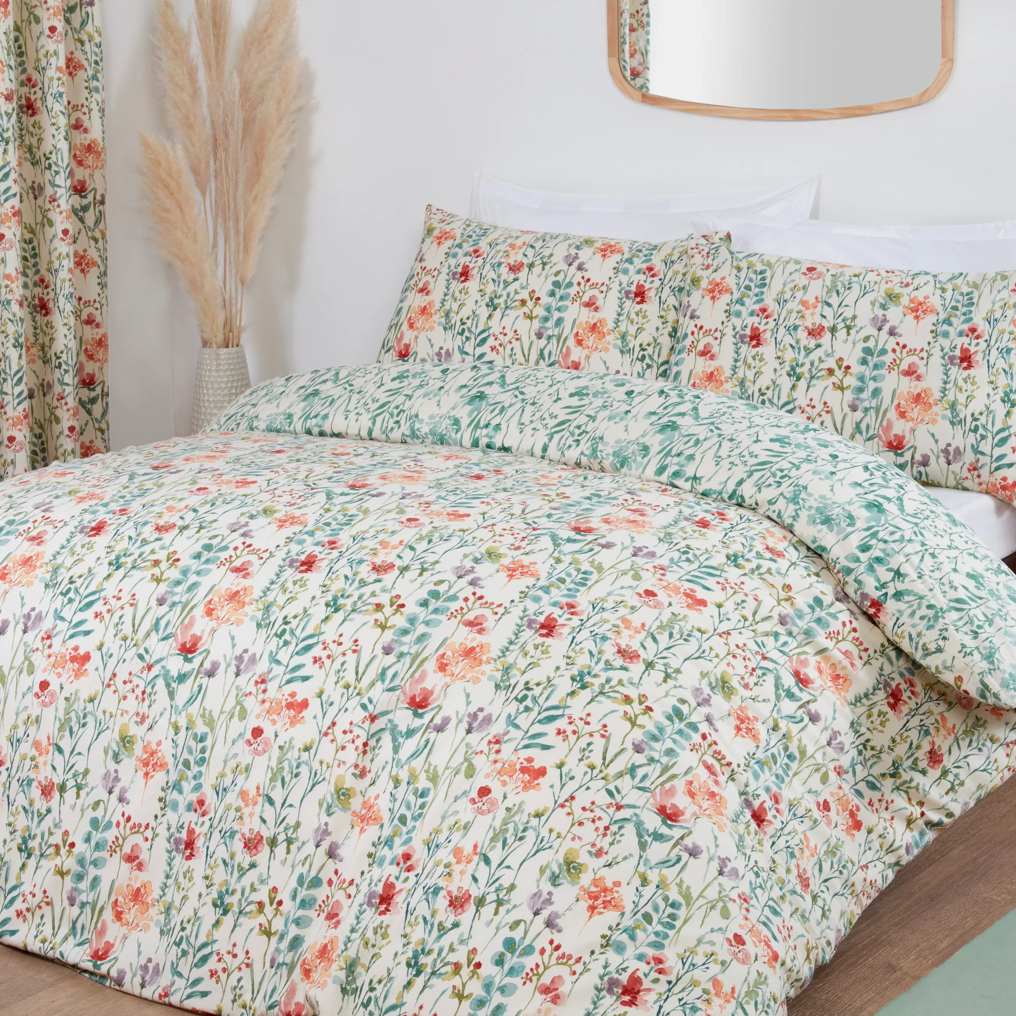 Sundour Amaryllis Duvet Cover Set - Multi