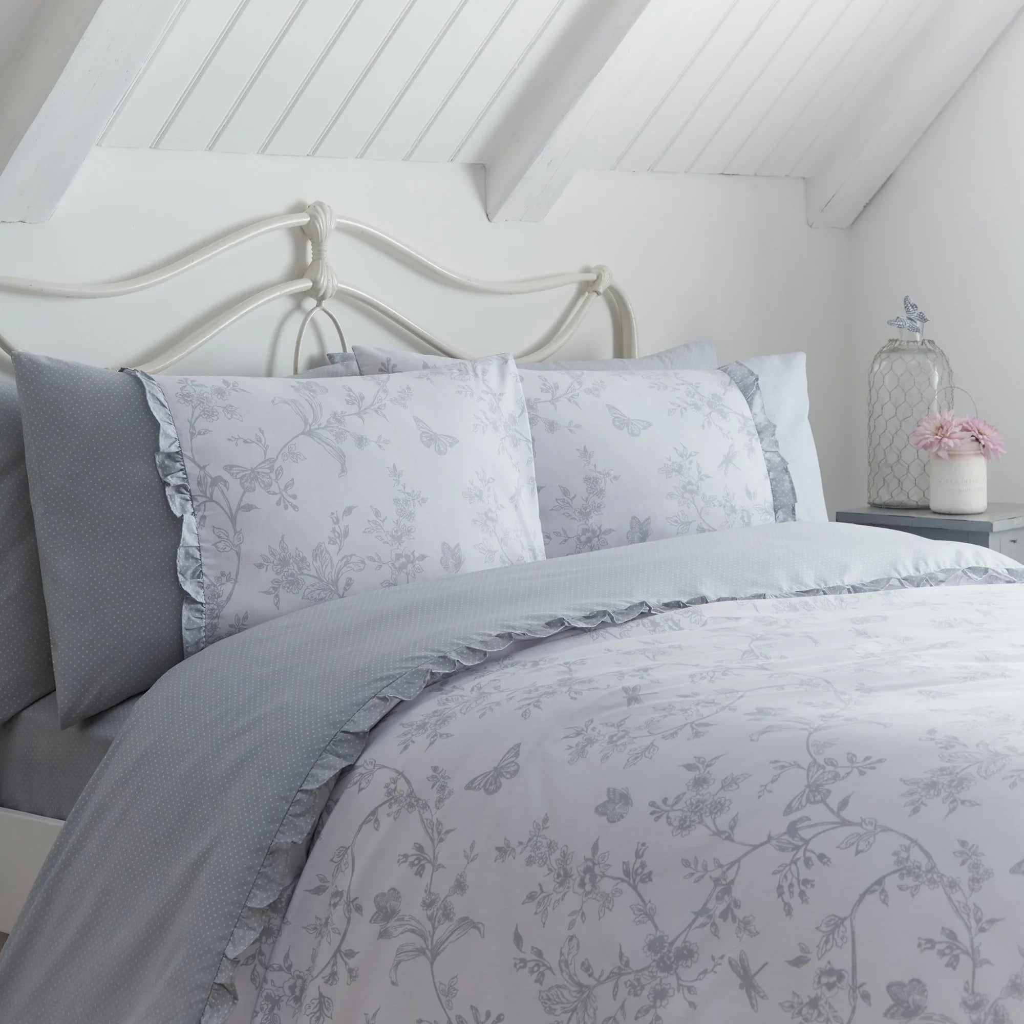D & D Kristen Duvet Cover Set - Grey