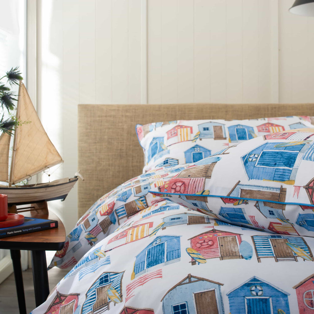 Lobster Creek Queen Parade Duvet Cover Set