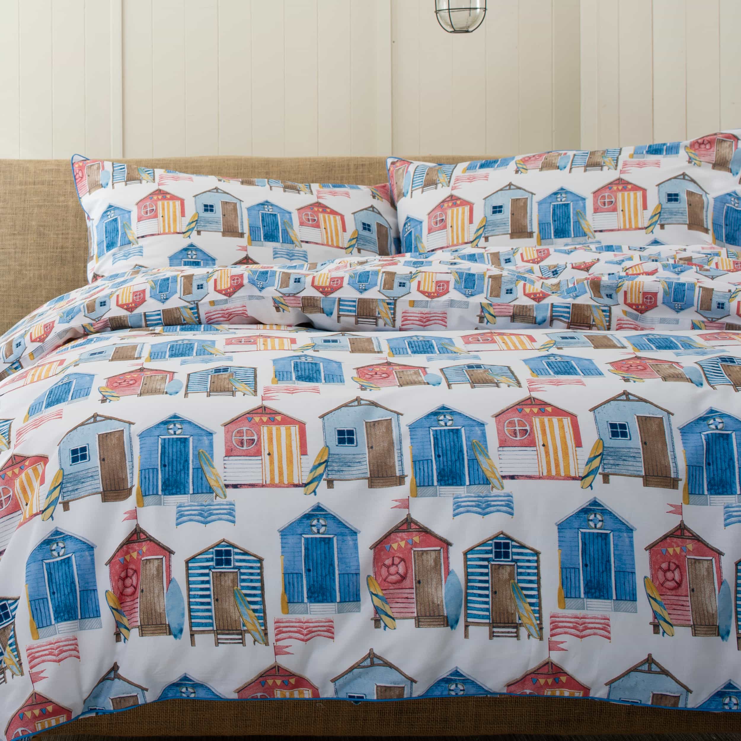Lobster Creek Queen Parade Duvet Cover Set