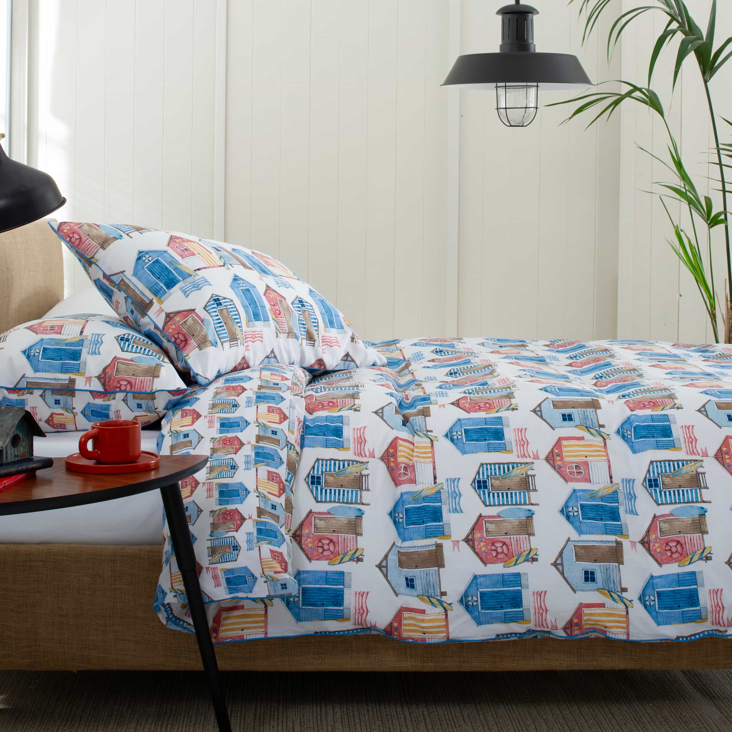 Lobster Creek Queen Parade Duvet Cover Set