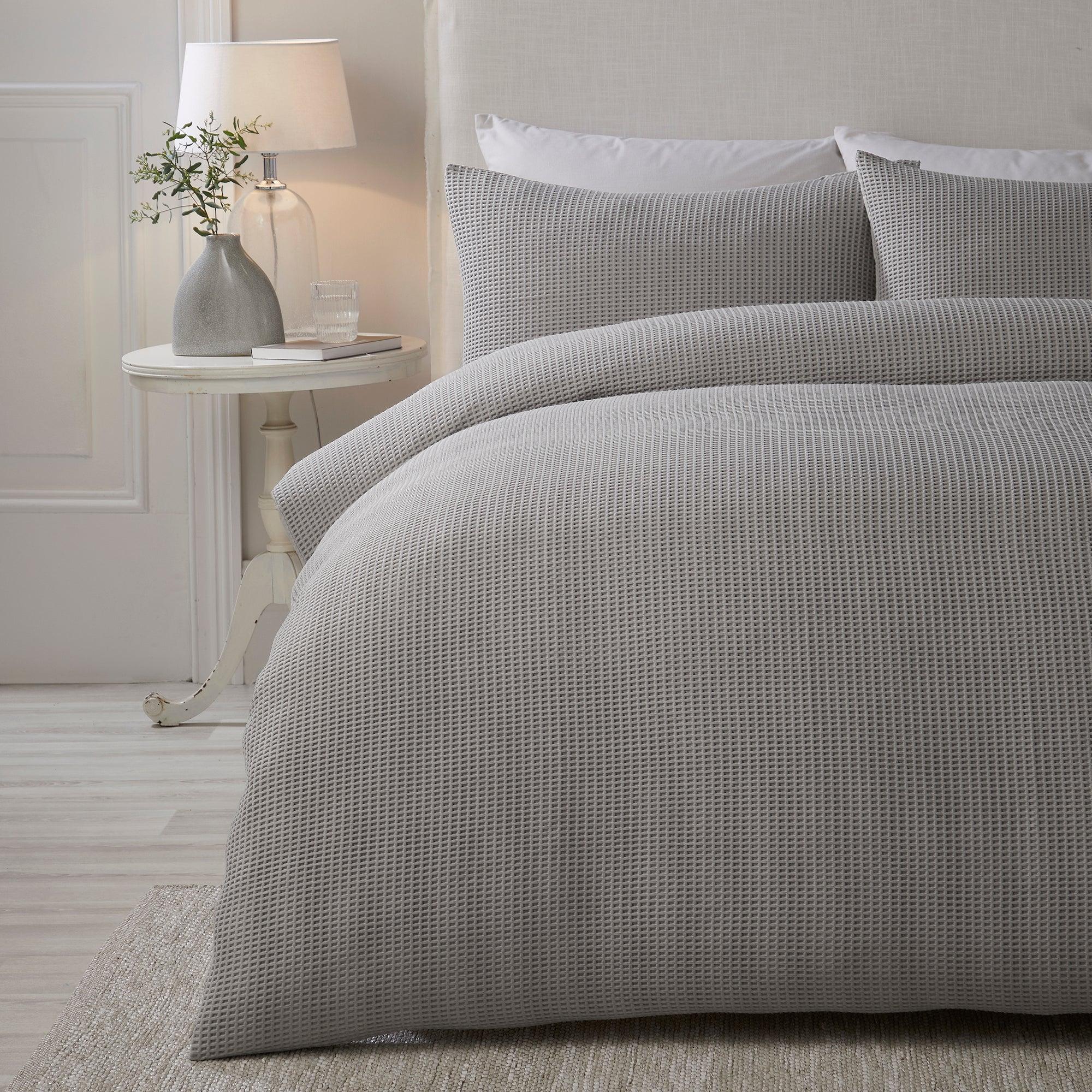 Serene Lindly Duvet Cover Set - Silver