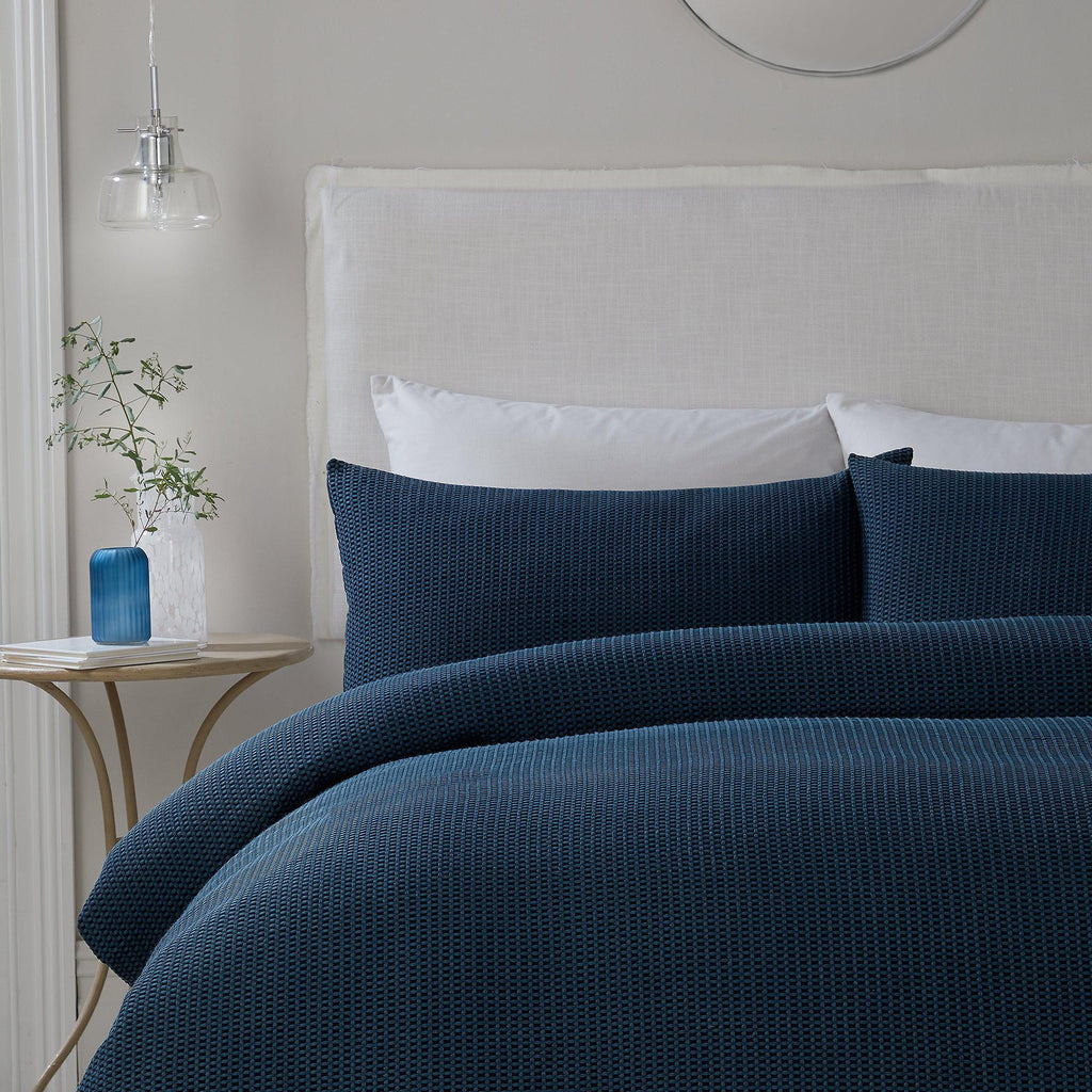 Serene Lindly Duvet Cover Set - Navy