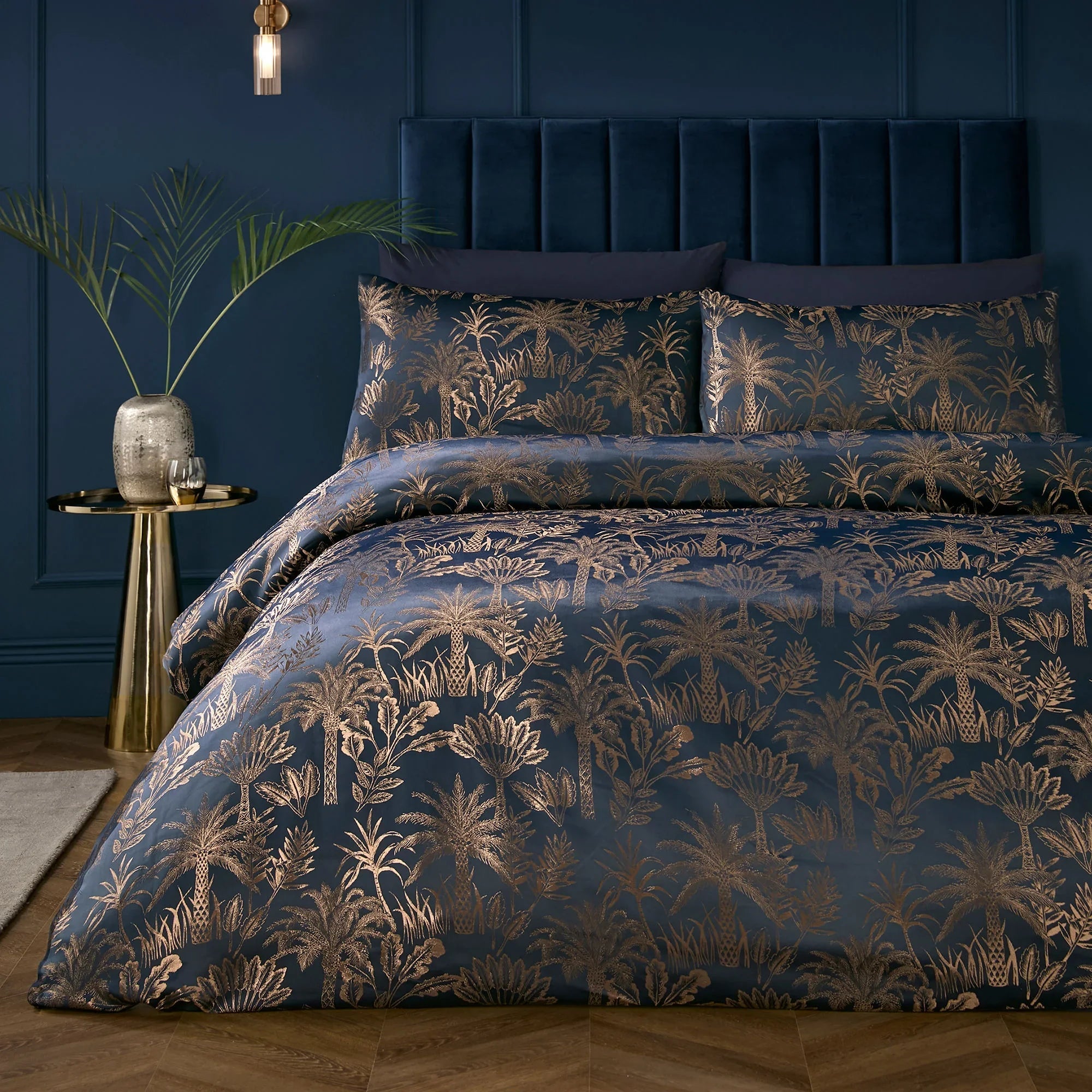 Soiree Midnight Palm Jacquard Duvet Cover Set - Navy