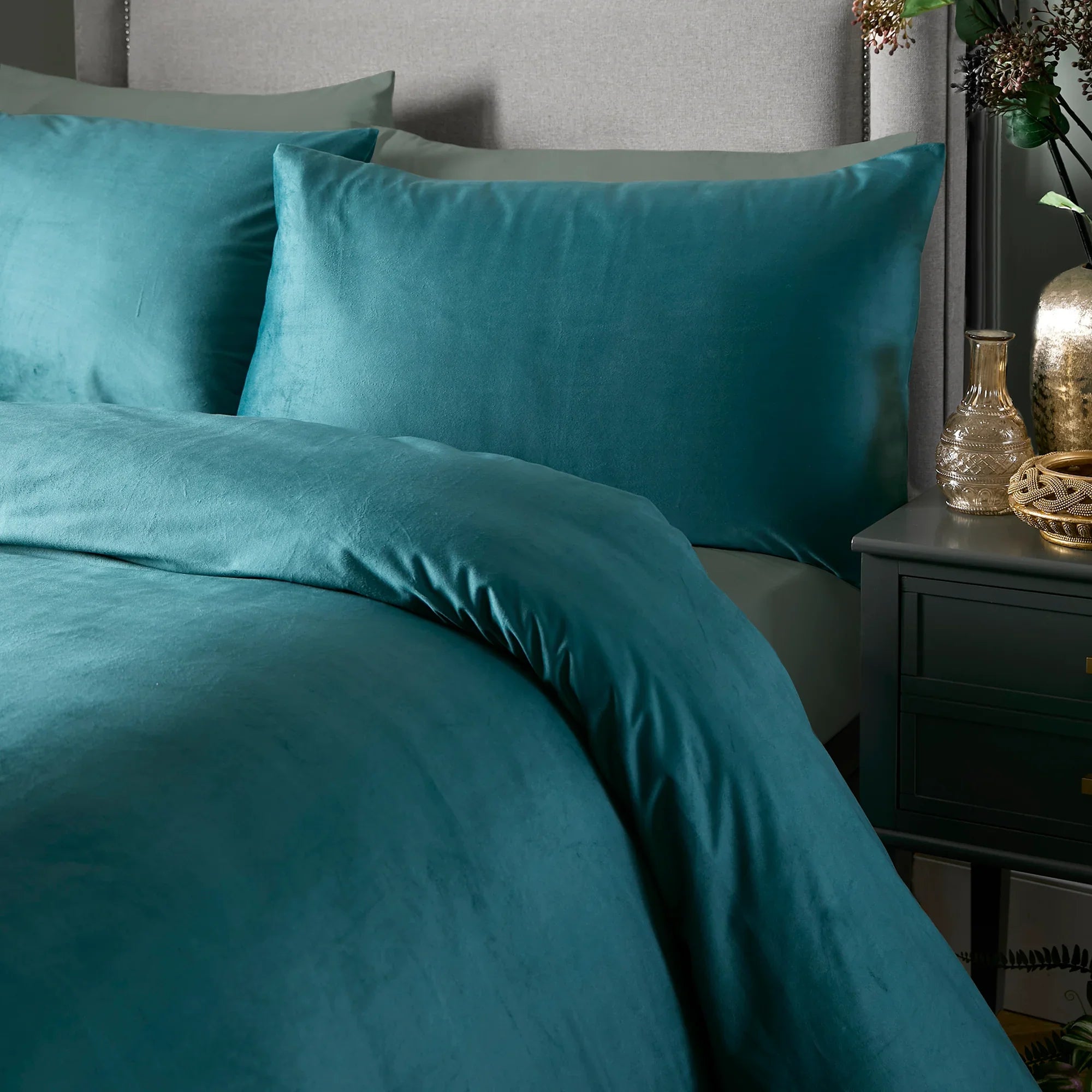 Laurence Llewelyn-Bowen Montrose Duvet Cover Set - Teal
