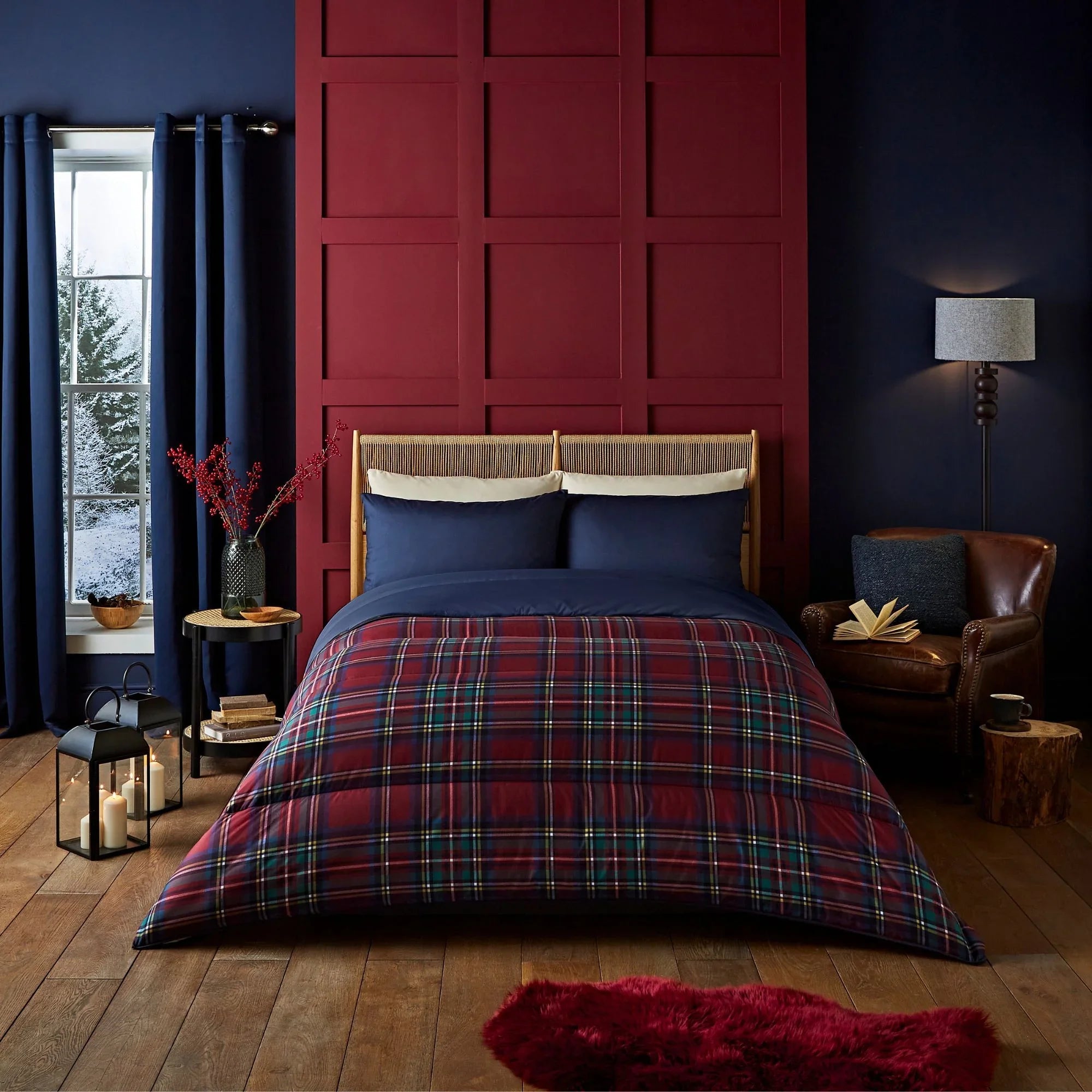 Night Lark Classic Tartan Coverless Duvet Set - Berry Red