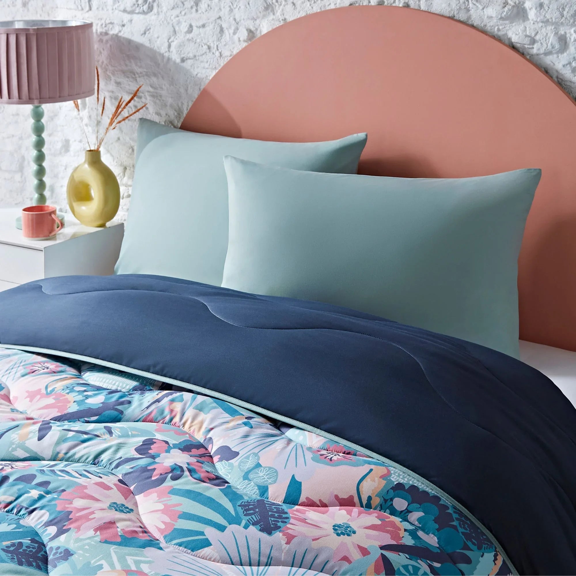 Night Lark Pastel Palms Coverless Duvet Set