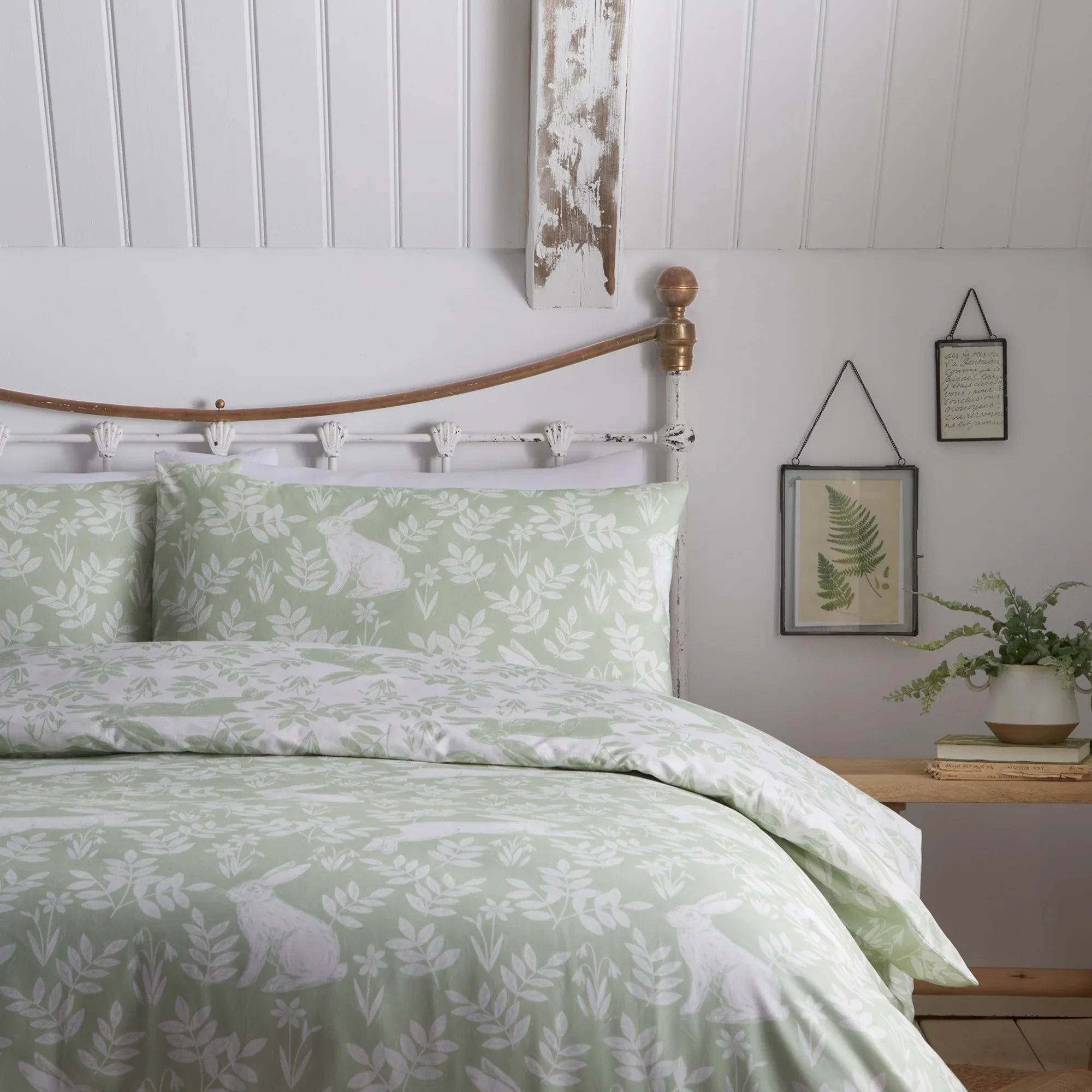 D & D Spring Rabbits Duvet Cover Set - Green