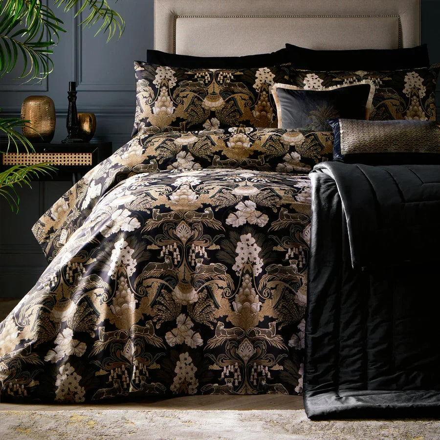 Laurence Llewelyn-Bowen Suburban Jungle Duvet Cover Set - Black