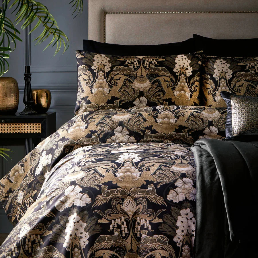 Laurence Llewelyn-Bowen Suburban Jungle Duvet Cover Set - Black