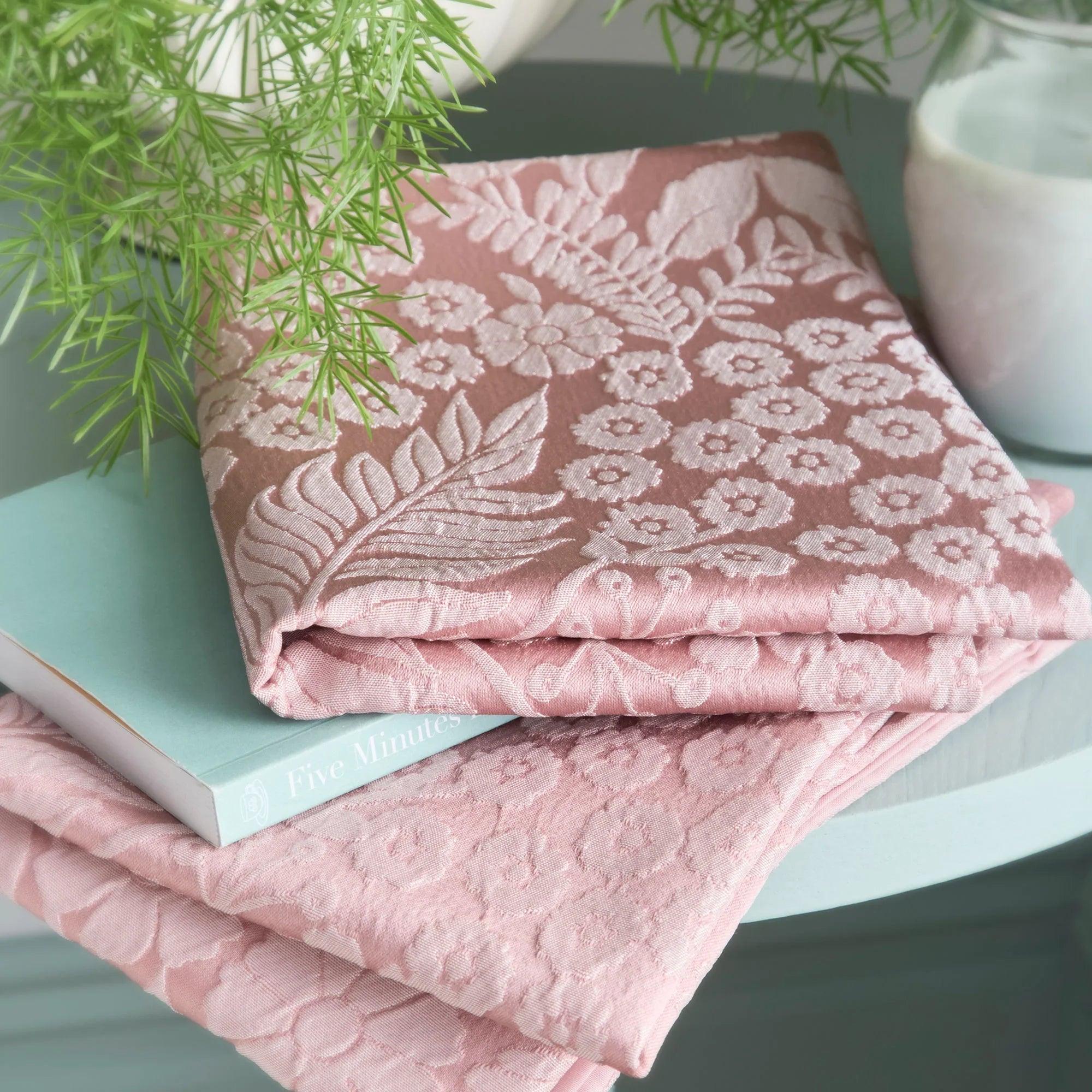 Appletree Toria Jacquard Duvet Cover Set - Blush