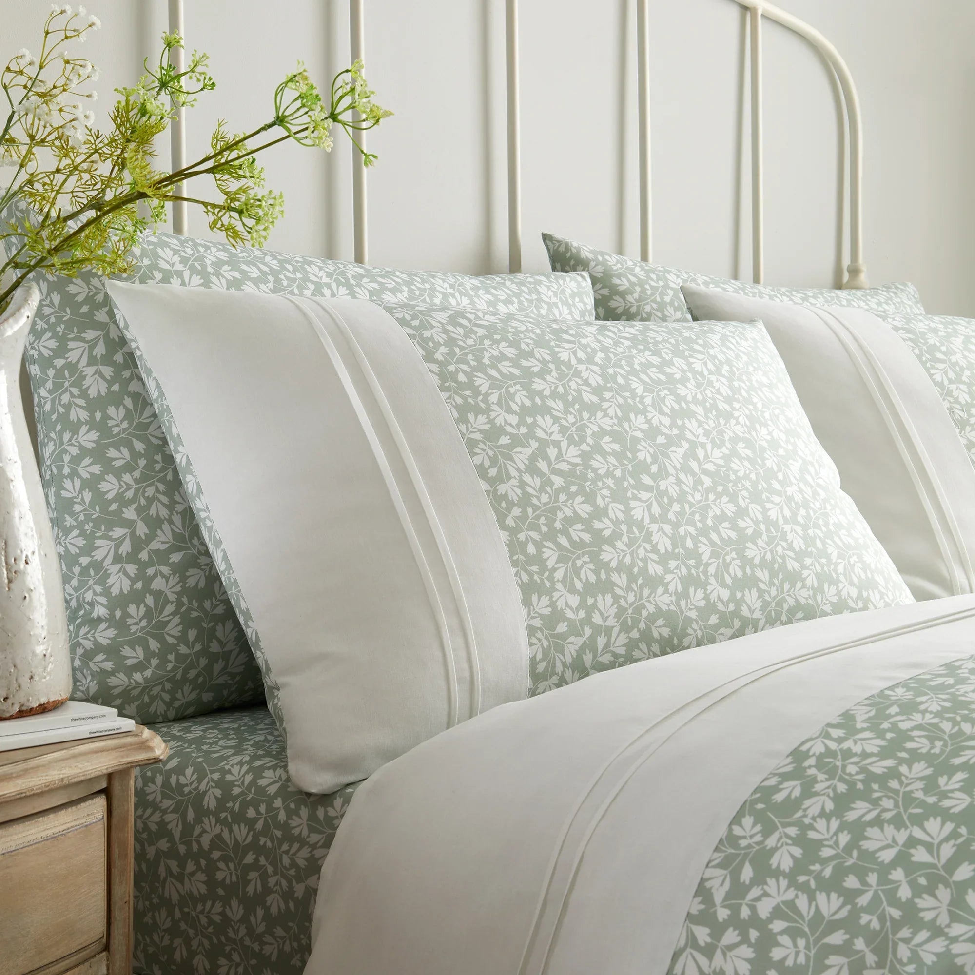 D & D Tess Duvet Cover Set - Green