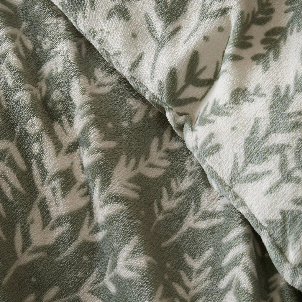 Fusion Snug Winter Foliage Fleece Duvet Cover Set - Green
