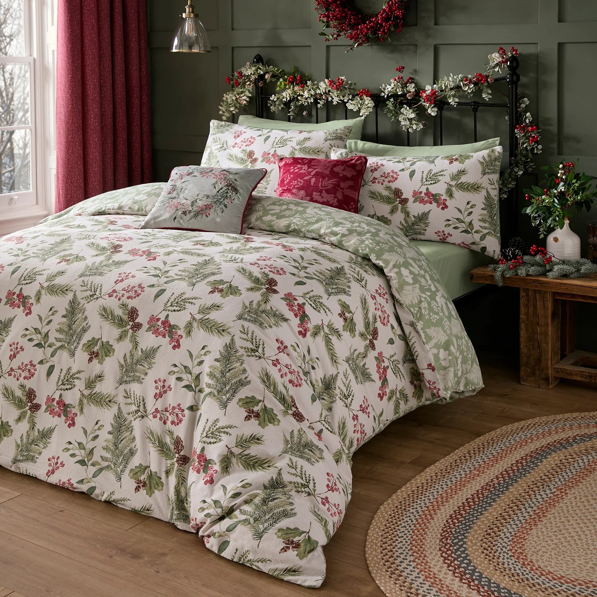 D & D Lodge Winter Sprigs Duvet Cover Set - Green
