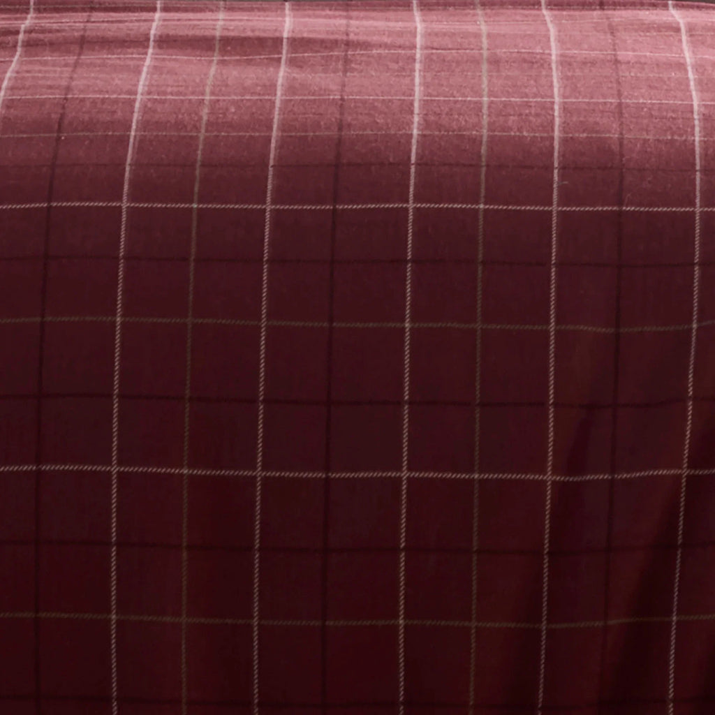 D & D Wynn Brushed Cotton Duvet Cover Set - Burgundy