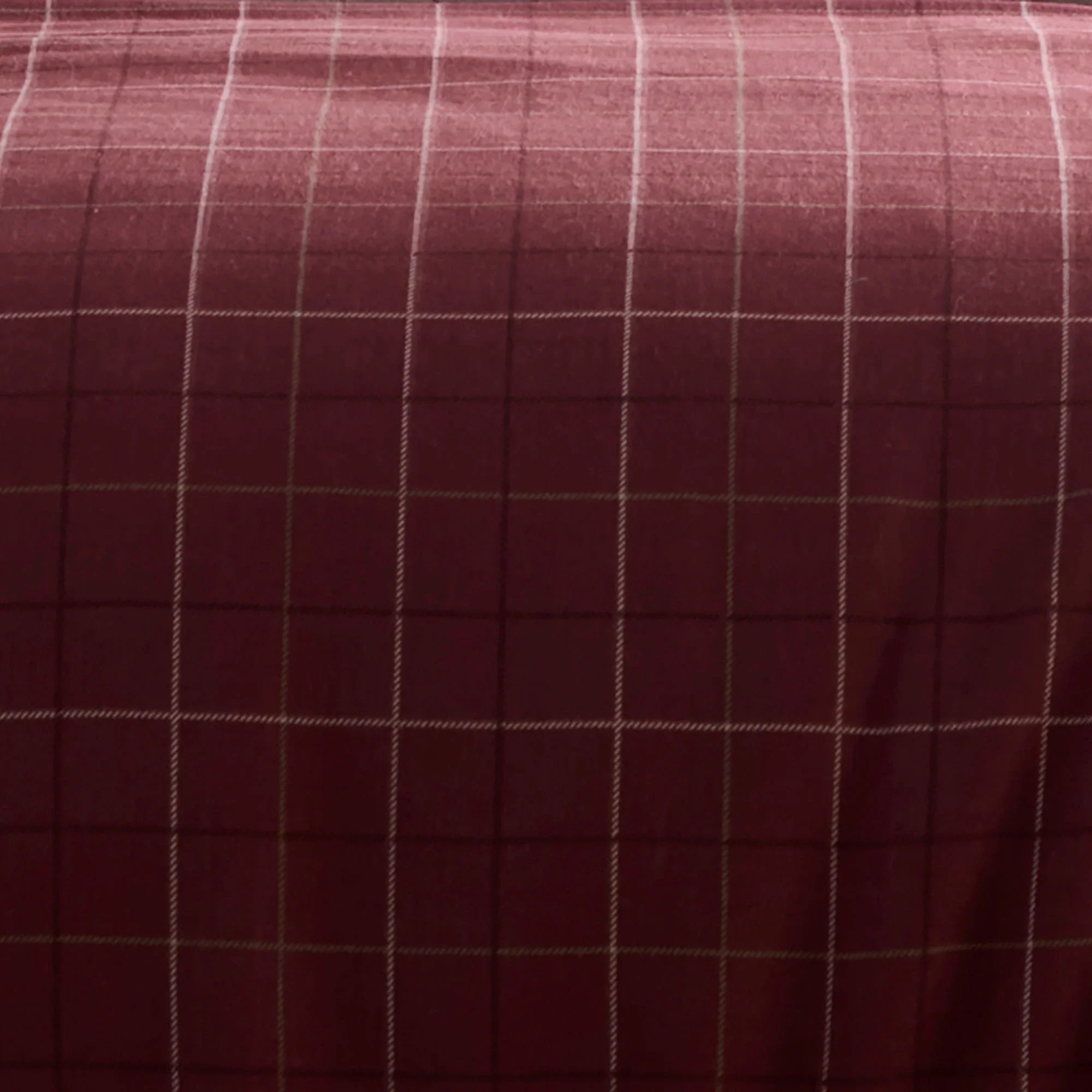 D & D Wynn Brushed Cotton Duvet Cover Set - Burgundy