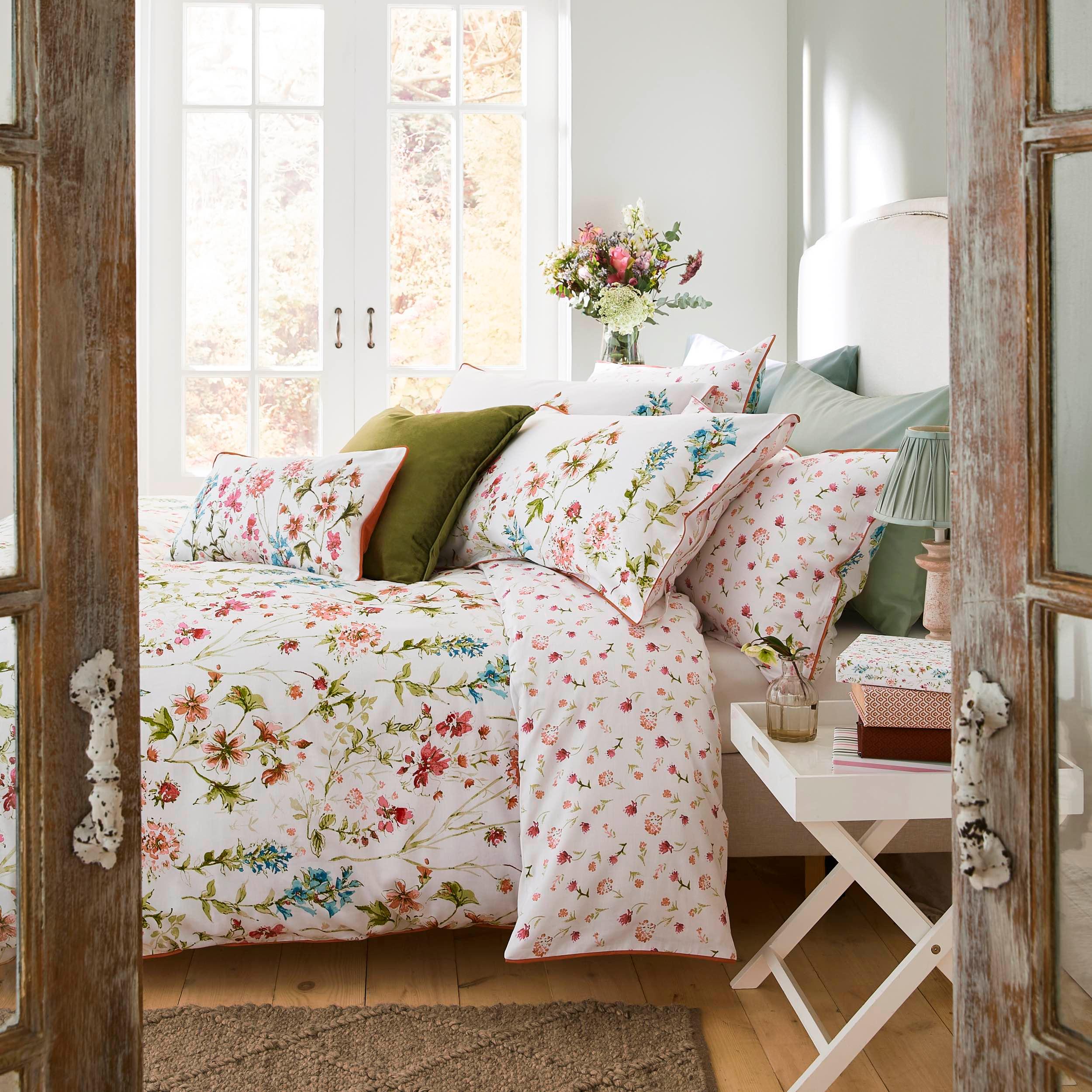 Laura Ashley Wild Meadow Duvet Cover Set - Crimson