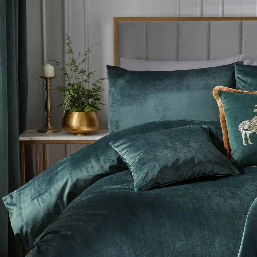 Laurence Llewelyn-Bowen Montrose Duvet Cover Set - Bottle Green
