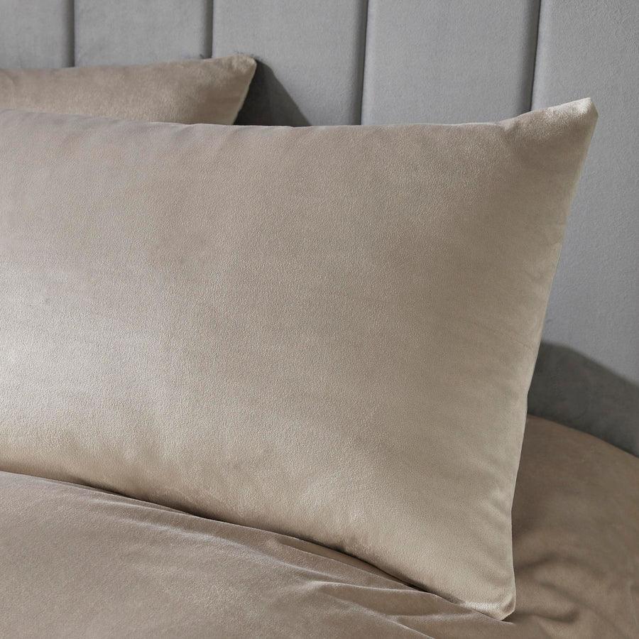 Laurence Llewelyn-Bowen Montrose Duvet Cover Set - Linen